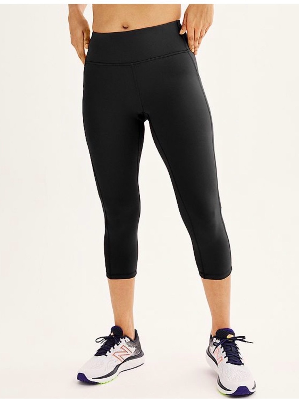 Tek Gear Black High-Rise Capri Workout Leggings with Pockets